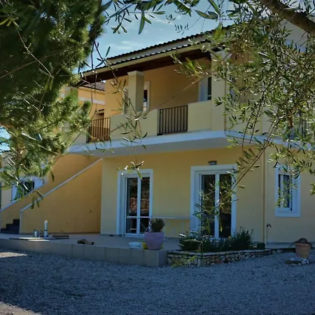 Apartment Carpe Diem Giannades